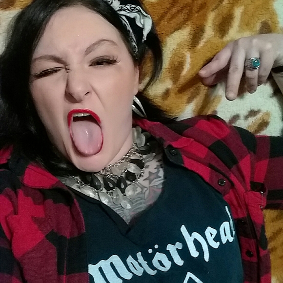 Meet your Posher, Hope - Picture 2 of 8